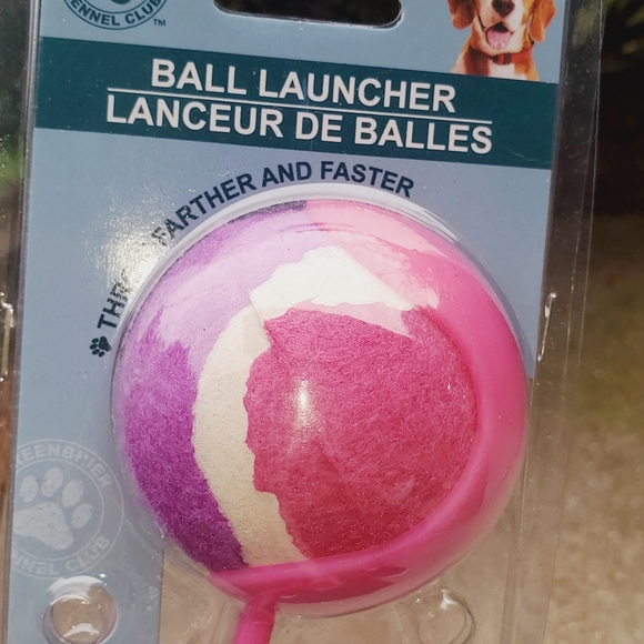 Dog ball launcher toy and ball set Pink* - Picture 4 of 9